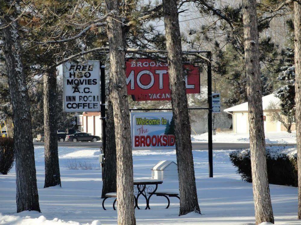 Brookside Motel 와데나 외부 사진